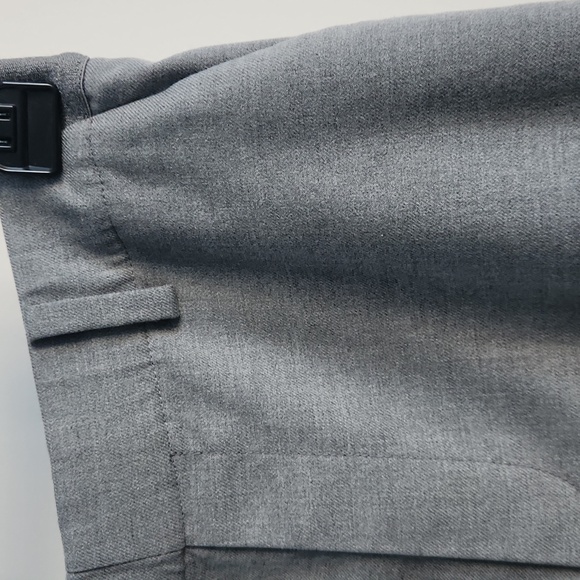 Uniqlo Easy Pant - Picture 2 of 6